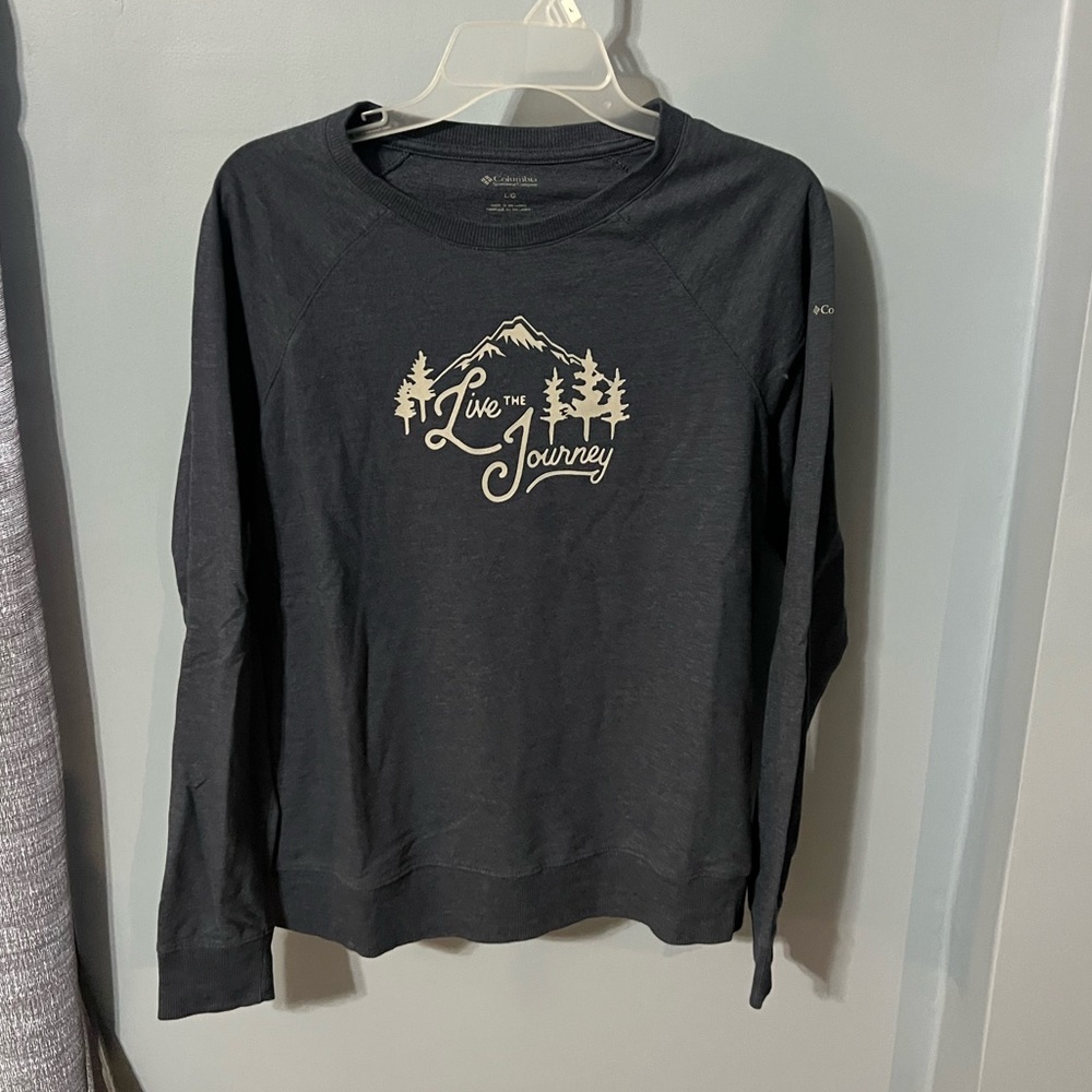 Columbia sweatshirt